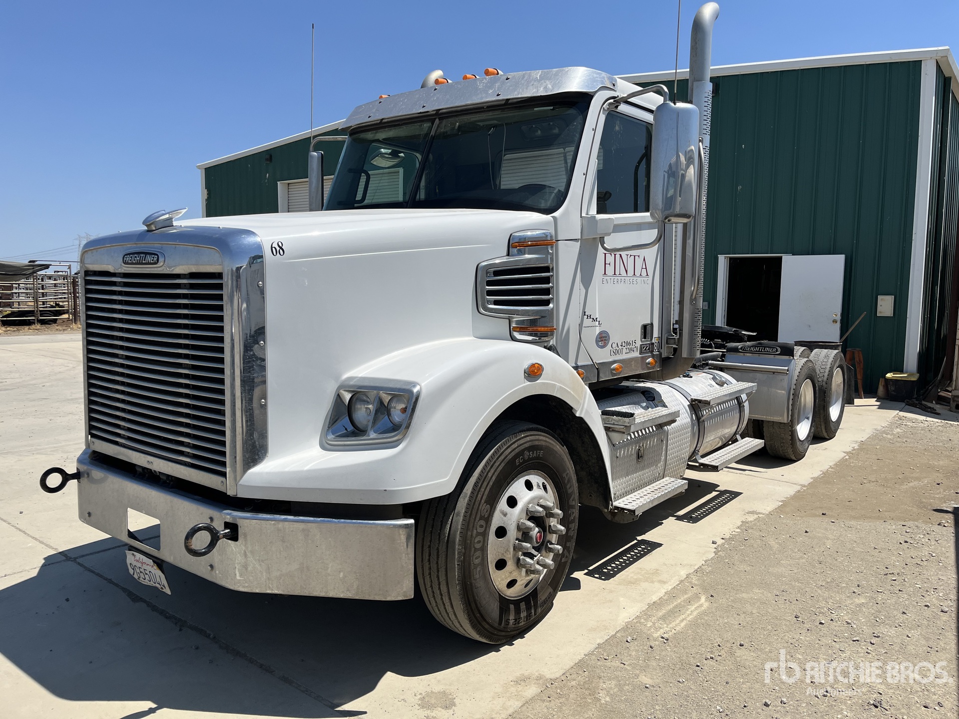 2023 Freightliner 122SD 6x4 Day Cab Truck Tractor