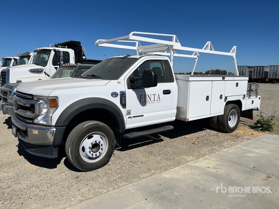 2021 Ford F-600 XL 4x2 Autocarro di servizio