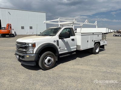 2021 Ford F-600 XL 4x2 Camión Utilitario