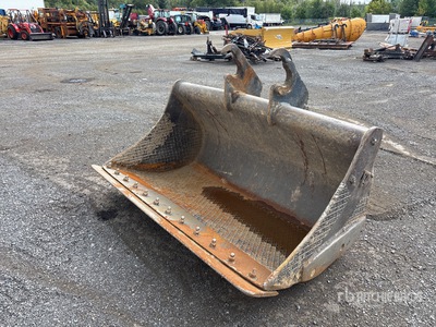 72 in Q/C Cleanup Godet de pelleteuse - Fits Cat 322BL