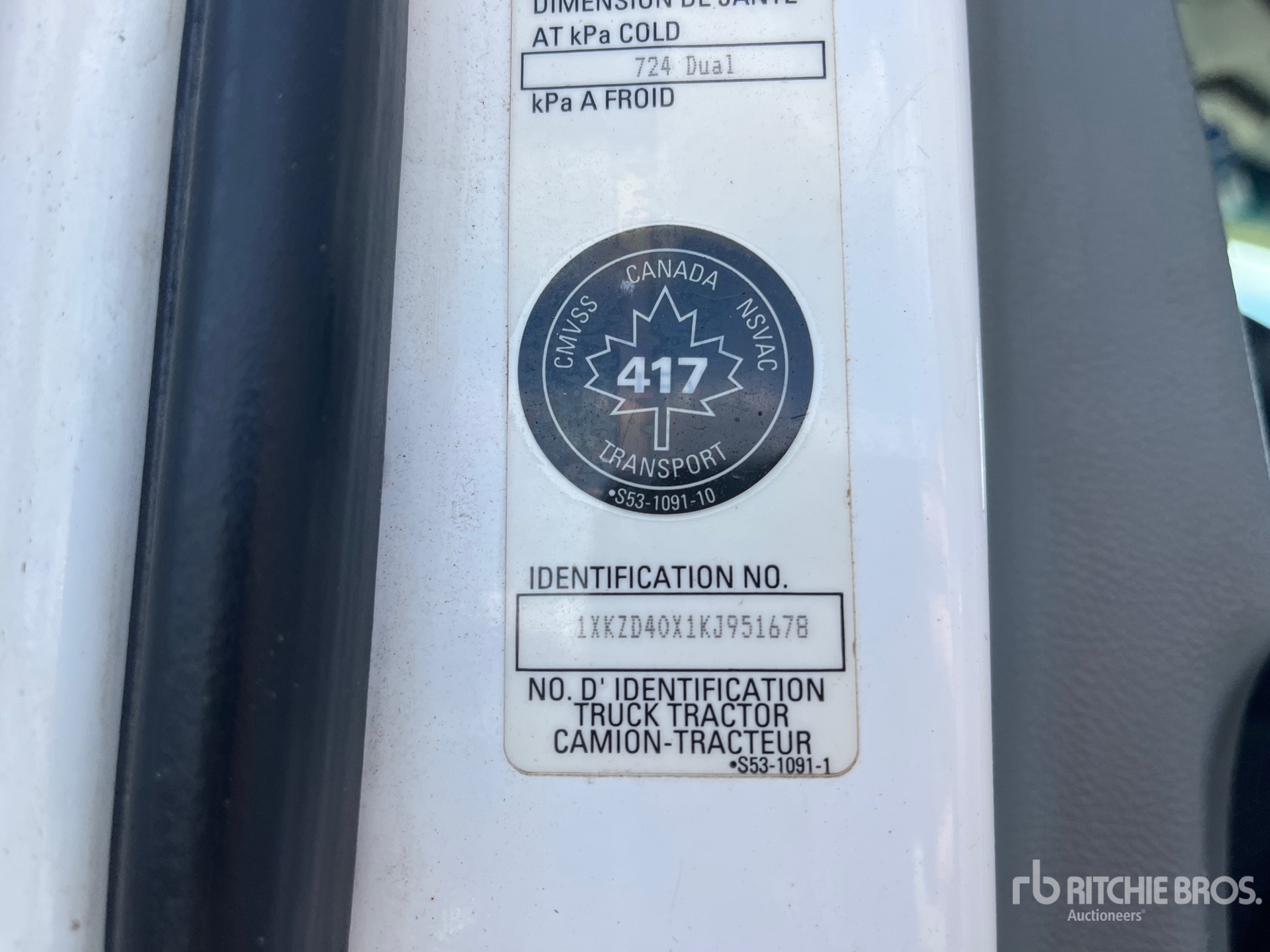2019 Kenworth T880 6x4 T/A Sleeper Truck Tractor