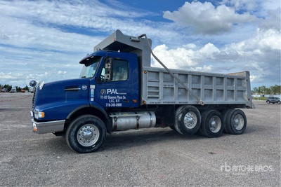2007 Volvo VHD 8x4 Tri/A Dump Truck