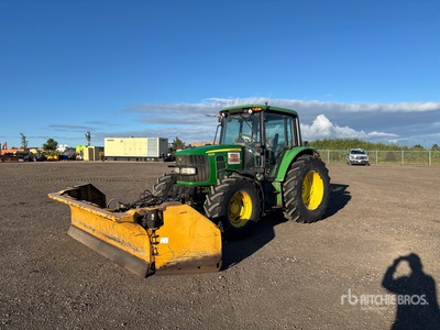 2010 John Deere 6230 4WD Tractor