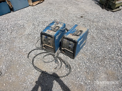 Quantity of (2) Millermatic 140 90 A MIG معدة لحام كهربائي