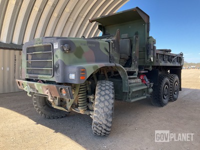 2005 Oshkosh AMK29A1 MTVR T/A Dump Truck