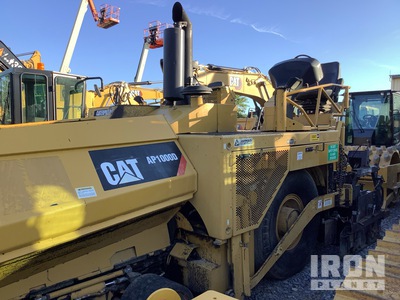 2010 Cat AP-1000D Wheel Asphaltfertiger (Inoperable)
