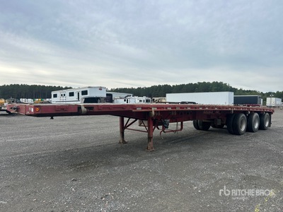 1998 Deloupe 48 ft Tri/A Remorque à plateau