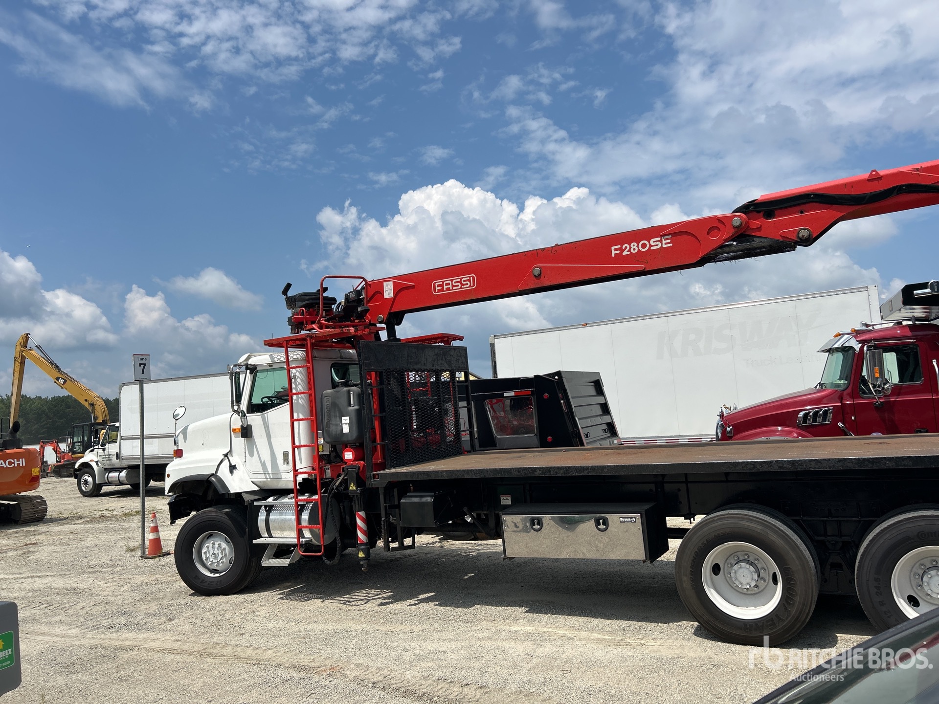 2006 International DX567 Service Truck