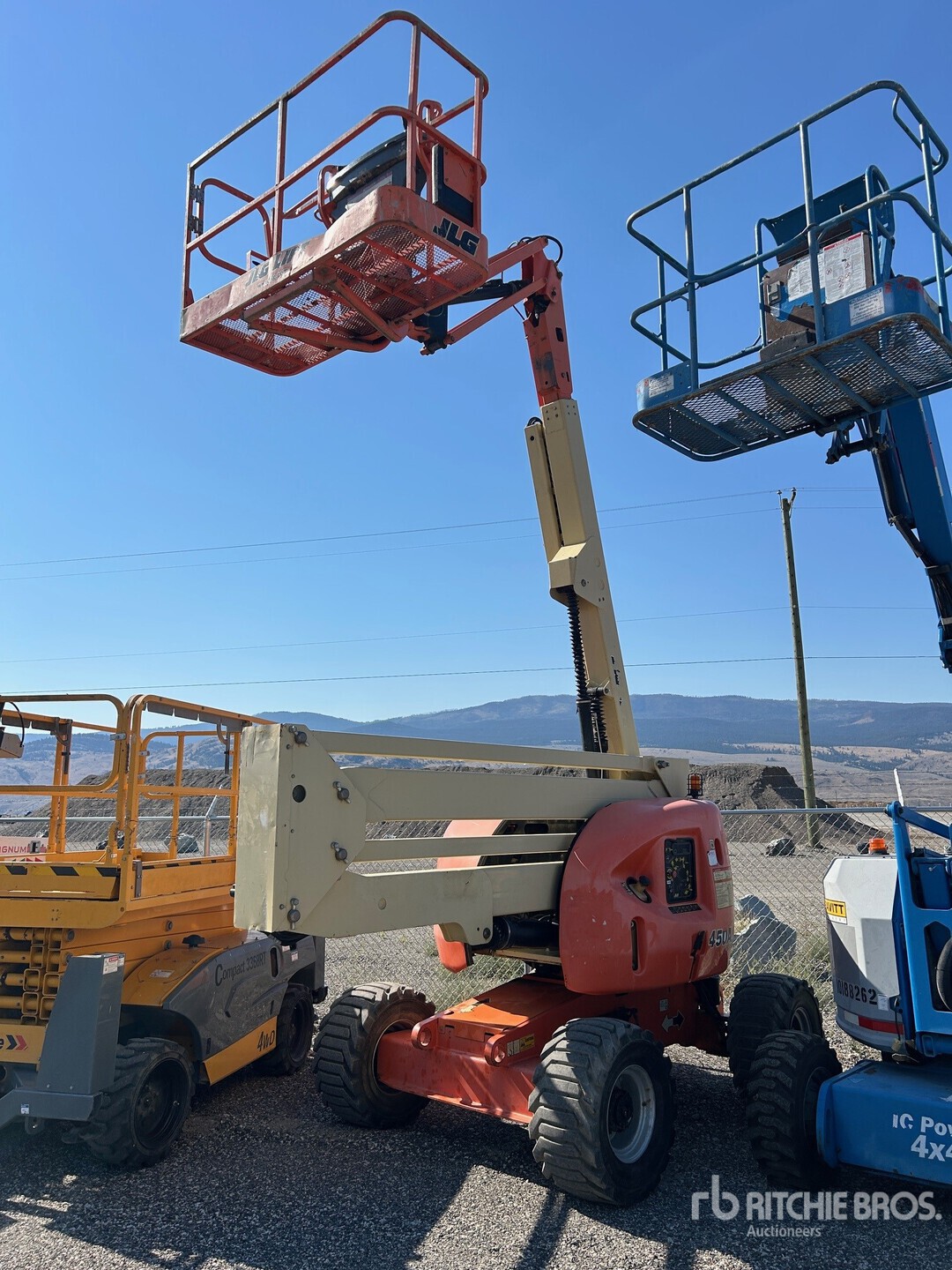 2014 JLG 450AJ Plataforma Elevadora Articulada