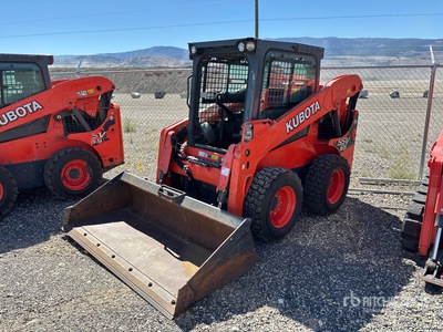 2018 Kubota SSV65 Chargeuse à direction à glissement