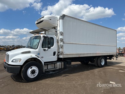 2019 Freightliner M2 106 4x2 冷蔵トラック