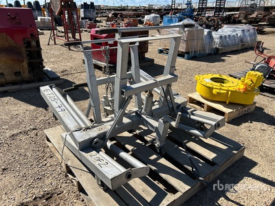 Quantity of (2) Steel A-Frame Soporte de tuberias