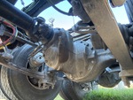 4 Underbody - Truck with Center Drive Axle