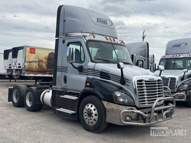 CAMIóN 2017 FREIGHTLINER