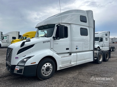 2022 Volvo VNL860 6x4 T/A Sleeper Truck Tractor