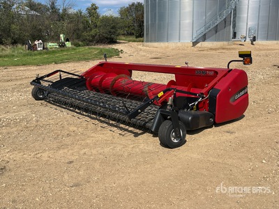 2012 Case IH 3016 15 ft Encabezado de recogida combinada