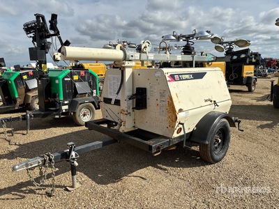 2011 Terex AL5000 8 kW Light Tower