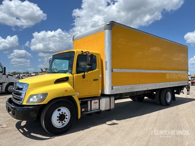 2018 Hino 268 4x2 Van Truck