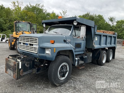 1990 Ford FT900F 6x4 Dump Truck