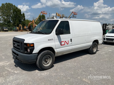 2013 Ford Econoline E-250 Super Duty Furgoneta de carga