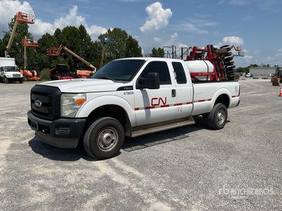 2011 Ford F350 Super Duty 4x4 Extended Cab Pickup