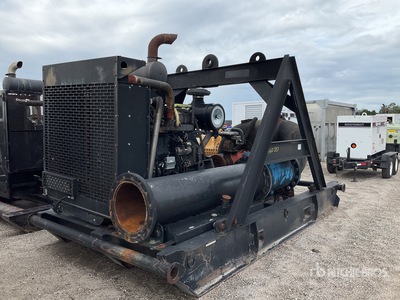 2012 Premier 18NHG22 Skid-Mounted Bomba de agua