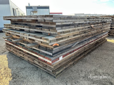 Quantity of (10) 8 ft x 14 ft Access سطح