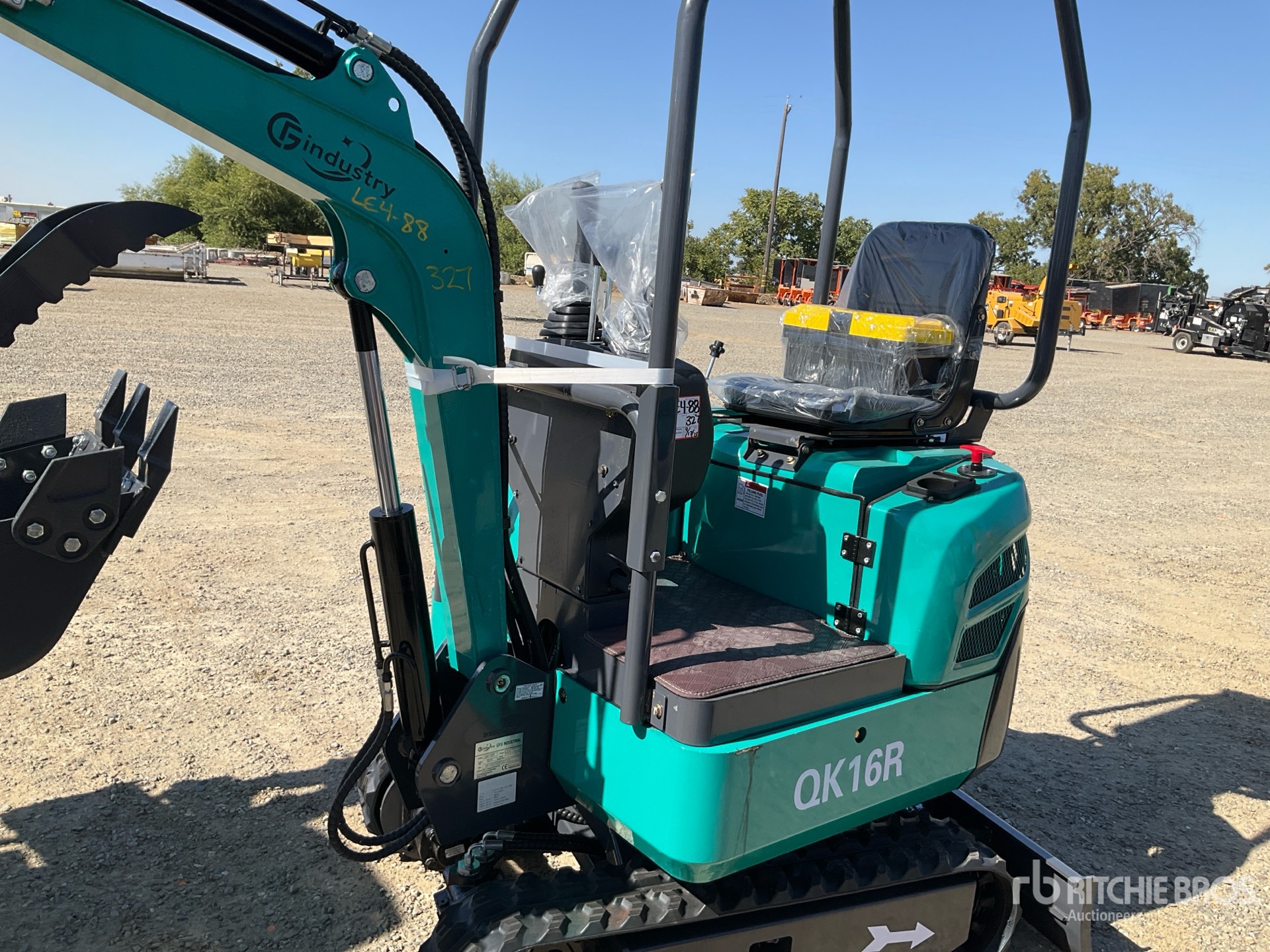 2025 CFG QK16R Mini Excavator (Unused)