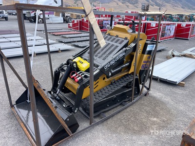 2025 CFG KKTA27 Mini を見 Compact Track Loader (Unused)