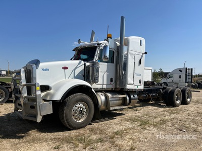 2016 Peterbilt 367 T/A Sleeper Truck Tractor (Inoperable)