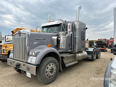 2014 Kenworth W900 6x4 T/A Sleeper Truck Tractor (Inoperable)