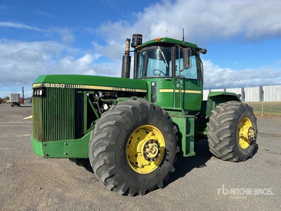 1982 John Deere 8850 トラクター