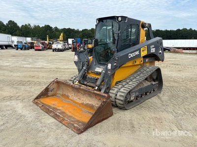 2023 John Deere 331G を見 Compact Track Loader