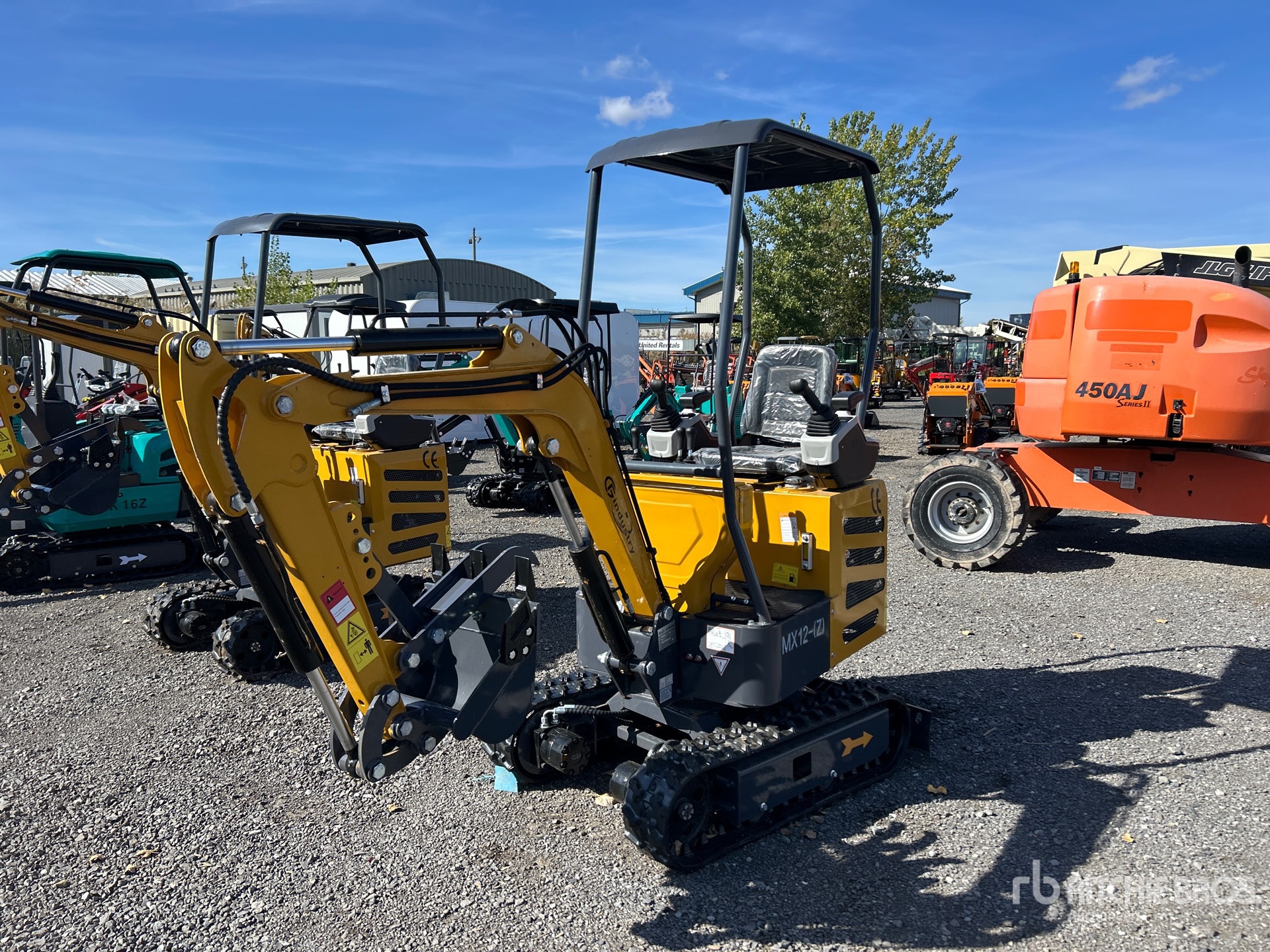 2025 CFG MX12-(Z) を見 Mini Excavator (Unused)