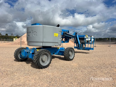2019 Genie Z45/25J 4WD Nacelle Articulee Articulating Boom Lift