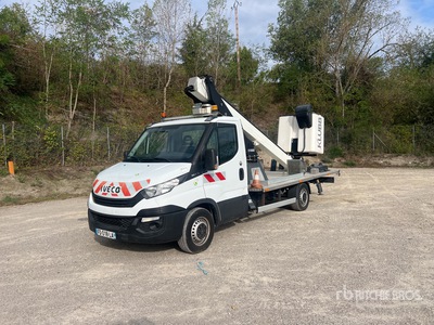 2018 Klubb KT48 16 m on 2019 Iveco Daily 4x2 Camion Nacelle Bucket Truck