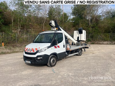 2018 Klubb KT48 16 m on 2019 Iveco Daily 4x2 Camion Nacelle バケツトラック