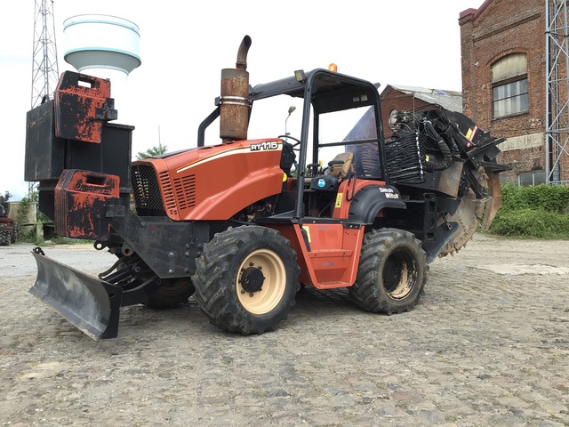 2005 Ditch Witch RT115H 4x4 Trencher 2005 Ditch Witch RT115H 4x4 Trencher