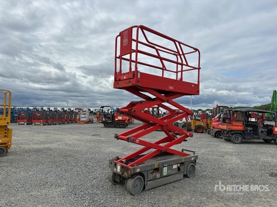 2011 Haulotte COMPACT8 Electric Scissor Lift