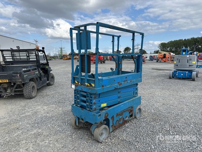 Genie Electric Scissor Lift
