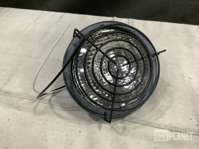 (122) Hyster HY373923 Headlights