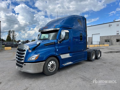 2021 Freightliner Cascadia 126 6x4 T/A Sleeper Truck Tractor