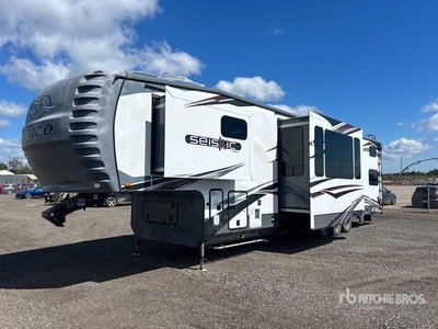 2016 Jayco Seismic 3914 40 ft Tri/A Toy Hauler Travel Trailer