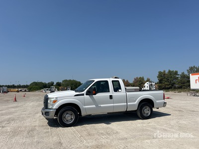 2016 Ford F-250 XL 4x2 Extended Cab Pickup