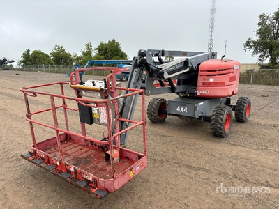 2015 Skyjack SJ46AJ 4WD Dual Fuel Piattaforma monobraccio articolata