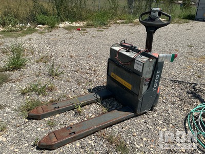 2018 Toyota 8HBW23 4500 lb Electric Pallet Jack