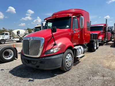 2014 International ProStar+ 122 6x4 Cabeza Tractora Cabina Dormitorio