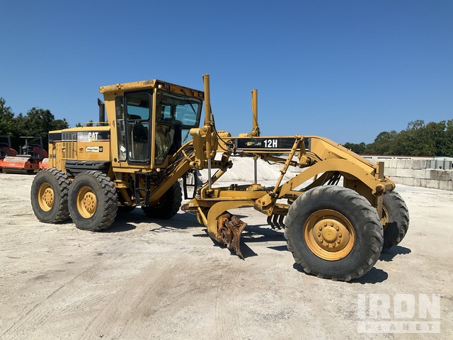 MOTOCONFORMADORA CATERPILLAR 12H 2004