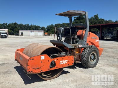 Hamm 3307 Smooth Drum Compactor