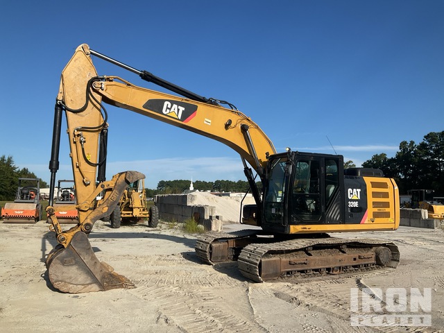 EXCAVADORA 2014 CATERPILLAR 320E